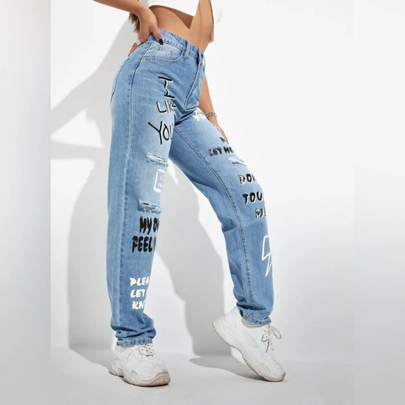 Shein Slogan Graphic Ripped Jeans Woman's Size XS - Picture 3 of 5